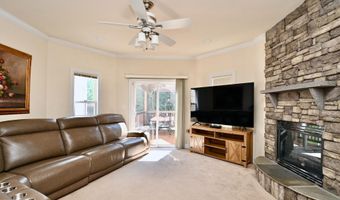 7801 RIDGEWOOD Dr, Annandale, VA 22003