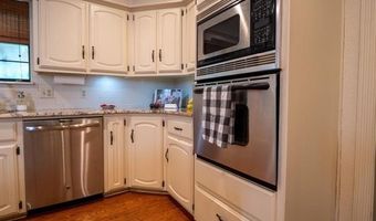 2717 Ridgeway St, Ardmore, OK 73401