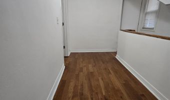 549 AVENUE E 2nd Floor, Bayonne, NJ 07002