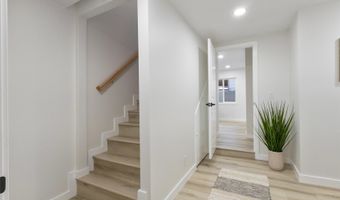 889 Akumu St, Kailua, HI 96734