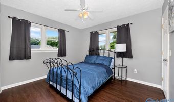 121 11th Pl NW, Arab, AL 35016