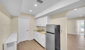 524 Muirfield Dr, Atlantis, FL 33462