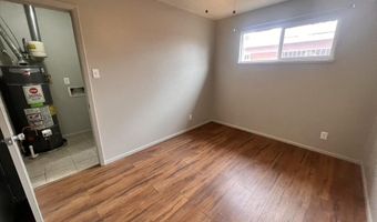 423 Dallas St SE A, Albuquerque, NM 87108
