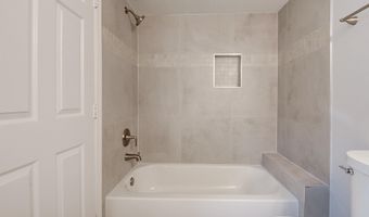 20600 CORNSTALK Ter 202, Ashburn, VA 20147