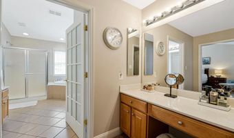 42076 BYRNES VIEW Ter, Aldie, VA 20105