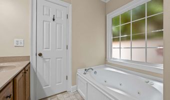 1141 Golf Course Ln, Athens, GA 30605