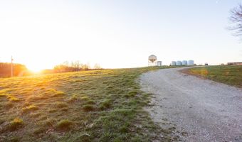 Farm Road 2007, Aurora, MO 65605