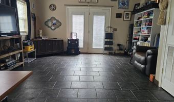 838 Rebecca Ct, Alford, FL 32420