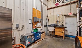 350 Station St, Cranston, RI 02910