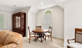 56 Oak Dr, Bedford, NH 03110