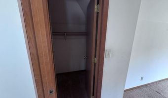 423 N Johnson St, Ada, OH 45810