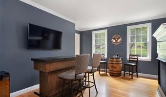 4 Morning Star Ct, Lincoln, RI 02865