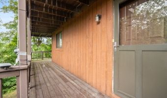 2 Solitude Ct, Alloway, NJ 07462
