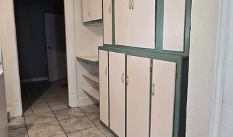 1031 Hendricks St, Anderson, IN 46016