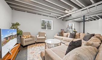 3520 Blue Heron Ct, Ann Arbor, MI 48198