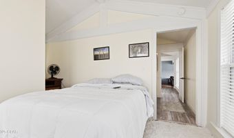 2540 Montyna Ln, Alford, FL 32420