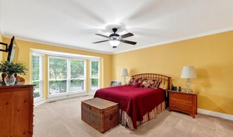 740 Woodside Trails Dr 103, Ballwin, MO 63021