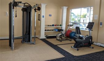 373 Mananai Pl 44T, Honolulu, HI 96818