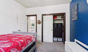2398 W BARLEY Way, Appleton, WI 54913