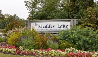 718 Peninsula Ct, Ann Arbor, MI 48105