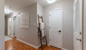 224 WILLOW Dr, Adamsville, TN 38310