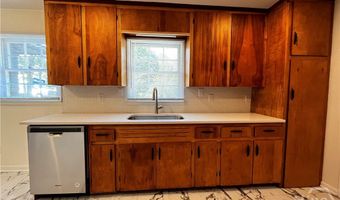 1066 College Station Rd, Athens, GA 30605
