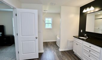 41 High Point Dr, Camden, SC 29020