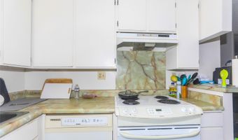 2916 Date St 6F, Honolulu, HI 96816