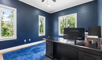 3 Buckingham Rd, Bayonne, NJ 07035