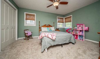 111 Moyne Dr, Abilene, KS 67410