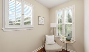 2638 FAIRFAX Dr, Arlington, VA 22201