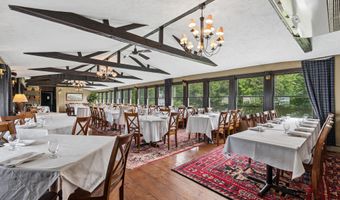 157 Main St, Belgrade, ME 04918