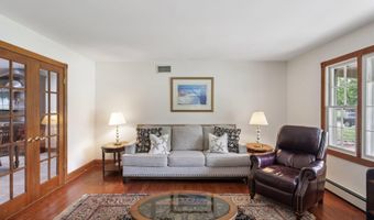 40 North Cir, Aberdeen, NJ 07747