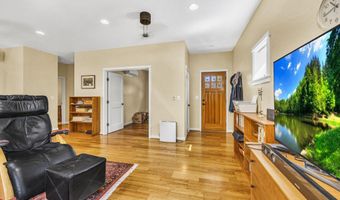 1245 Iowa St, Ashland, OR 97520