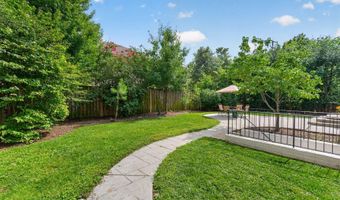 4714 8TH St S, Arlington, VA 22204