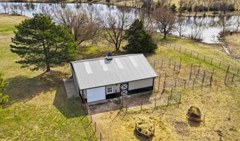 10047 SW 101st St, Auburn, KS 66402