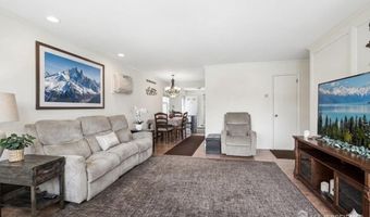 441 Remsen Ave, Avenel, NJ 07001