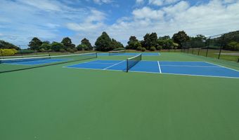 76 Club House Dr, Arapahoe, NC 28510