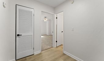 798 MAIN St, Atlantic Beach, FL 32233