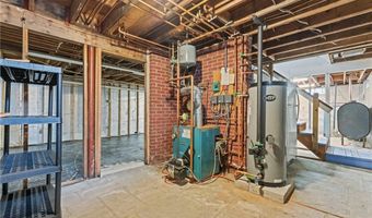 180 Ross Hill Rd, Charlestown, RI 02813