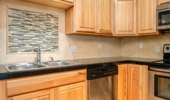 10090 SW BEAVERTON HILLSDALE Hwy 16, Beaverton, OR 97005