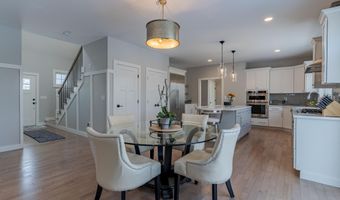 22 Sunrise Cir, Auburn, NH 03032