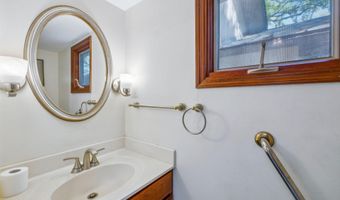 1875 LIVE OAK Ln, Atlantic Beach, FL 32233