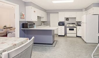104 S Main St, Auburn, ME 04210