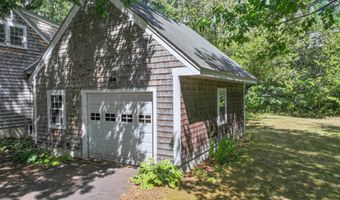 90 E Side Dr, Concord, NH 03301