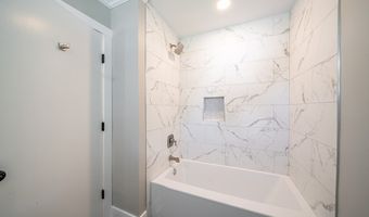 35 DOGWOOD St, West Point, GA 31833