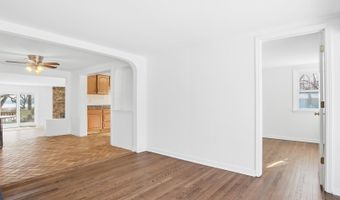 40541 N IL ROUTE 83, Antioch, IL 60002
