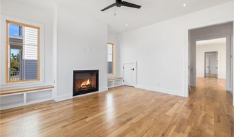 1016 NW A St, Bentonville, AR 72712