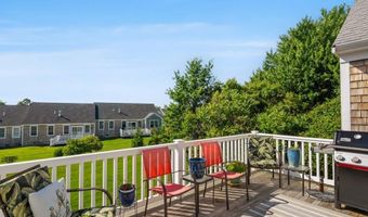 27 Sanderling Way, Middletown, RI 02842