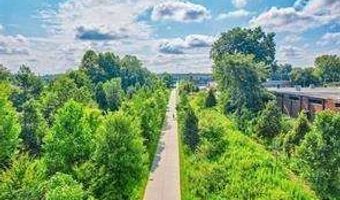 679 Lawton St SW, Atlanta, GA 30310